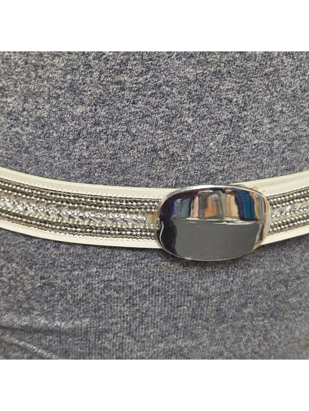 Chico's Statement Belt Size M Cream Genuine Leather Beaded Silvertone Buckle